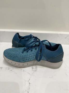 Under Armour Women's HOVR Sonic Running Shoes in Static Blue Ghost Grey Size 7
